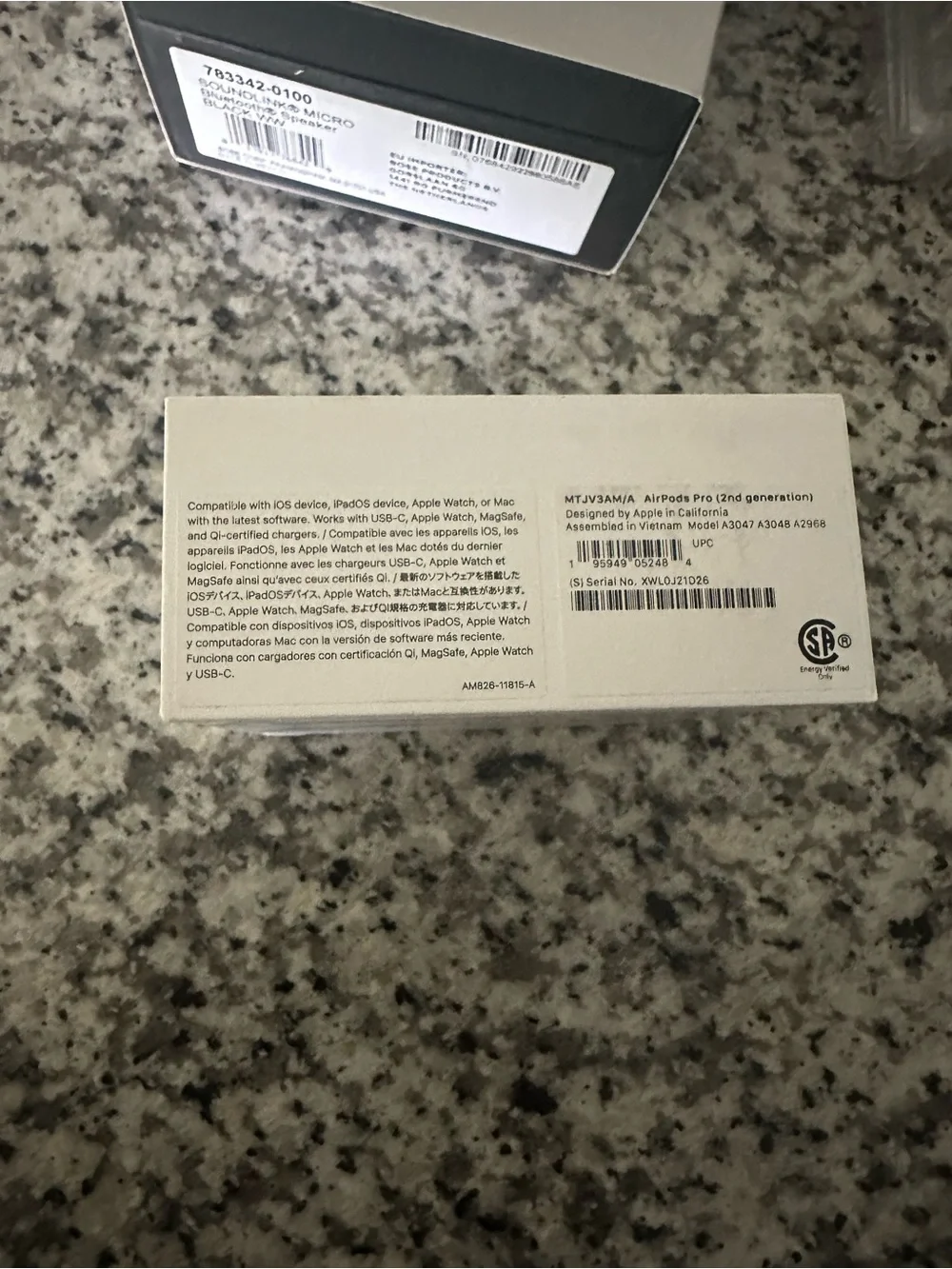 Apple AirPods 2 White Wireless Earbuds with Charging Case - New, Sealed Box